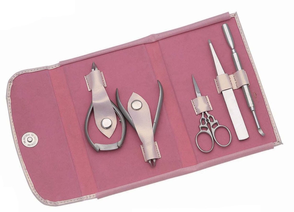 Manicure & Pedicure Set 